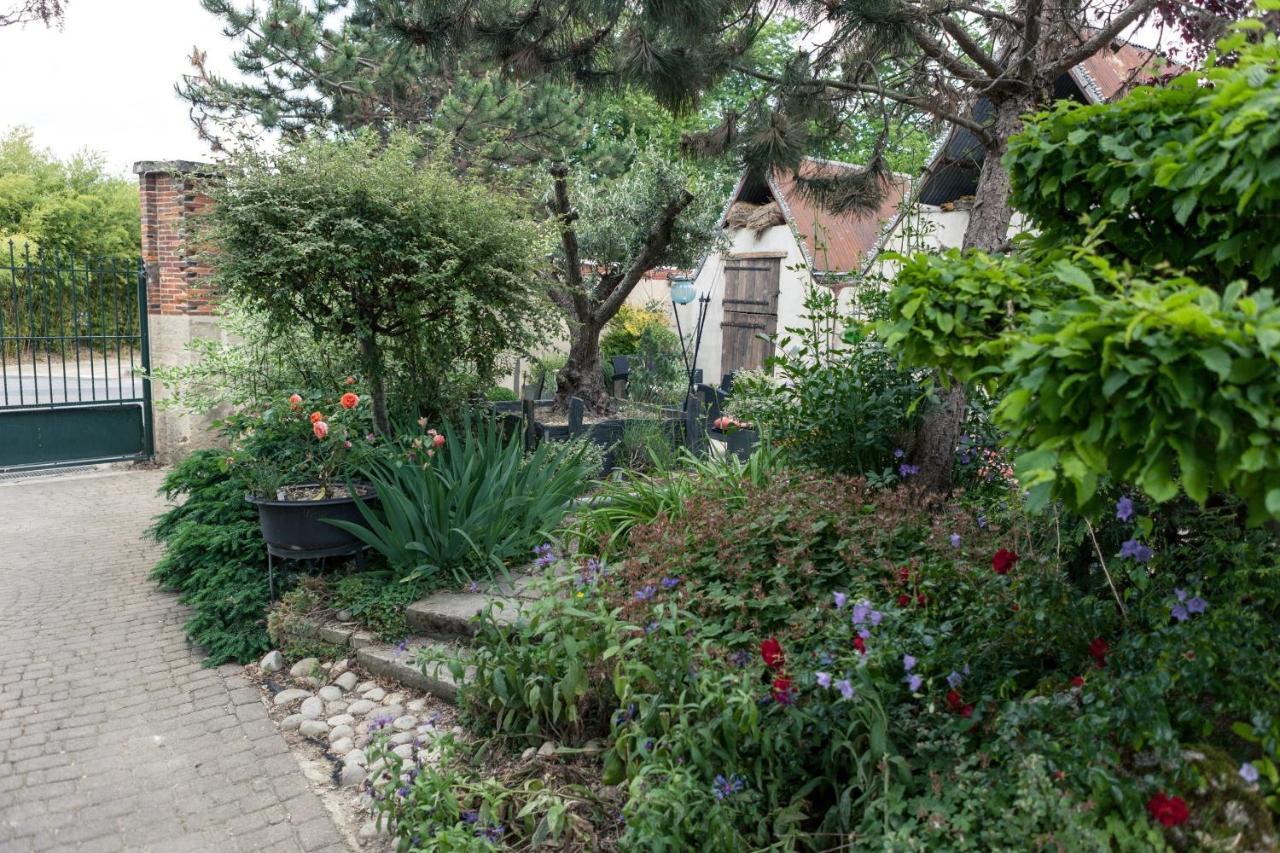 Hotel Le Corrigot Pierry Exterior foto